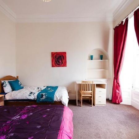 Edinburgh Central Oldtown Aparthotel Esterno foto