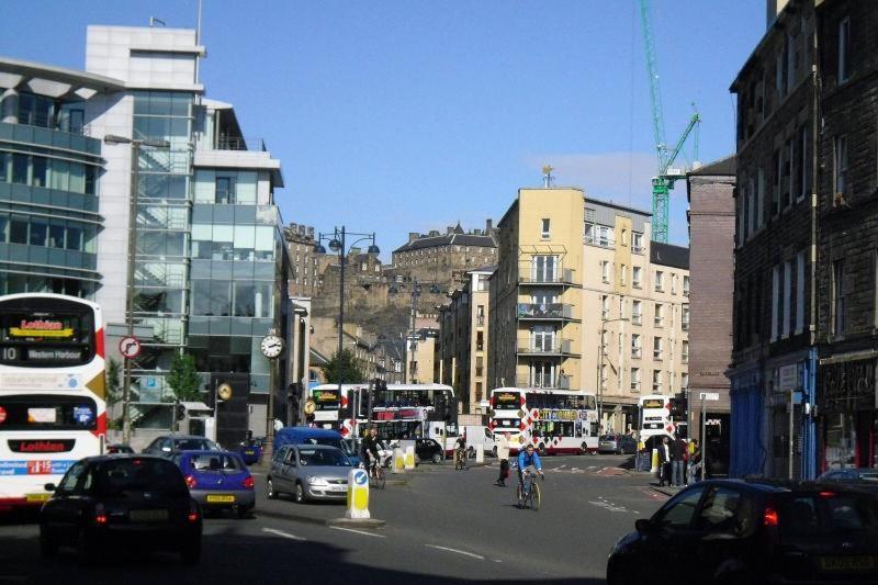 Edinburgh Central Oldtown Aparthotel Esterno foto